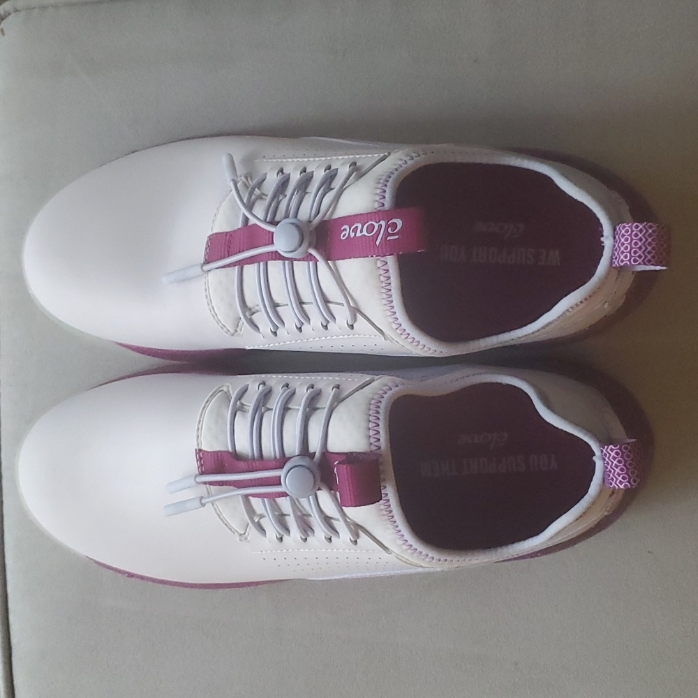 Clove shoes